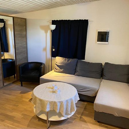 Idyliska Boende Mitt Pa Oeland Apartamento Färjestaden Exterior foto