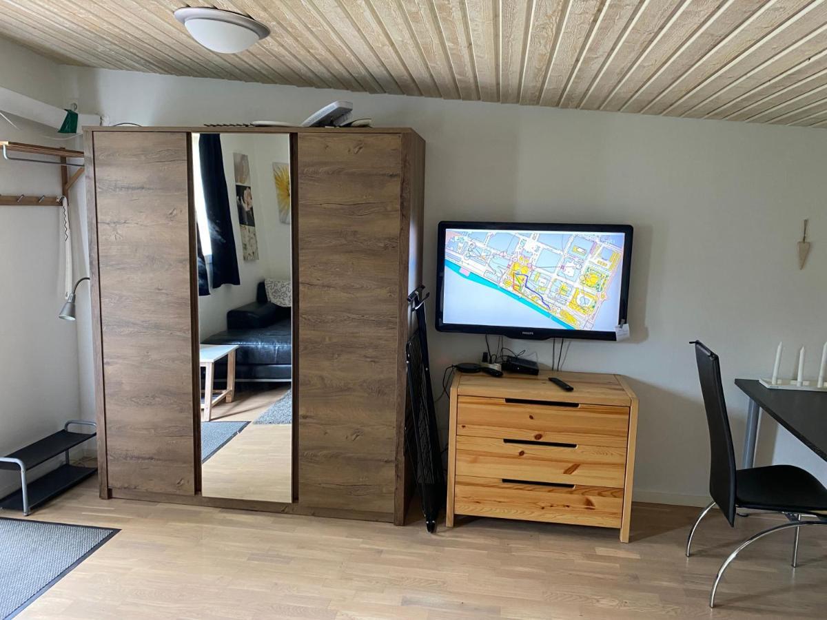 Idyliska Boende Mitt Pa Oeland Apartamento Färjestaden Exterior foto