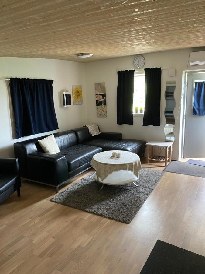 Idyliska Boende Mitt Pa Oeland Apartamento Färjestaden Exterior foto